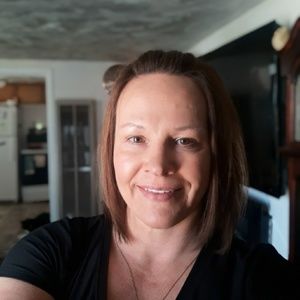 Meet your Posher, Deborah